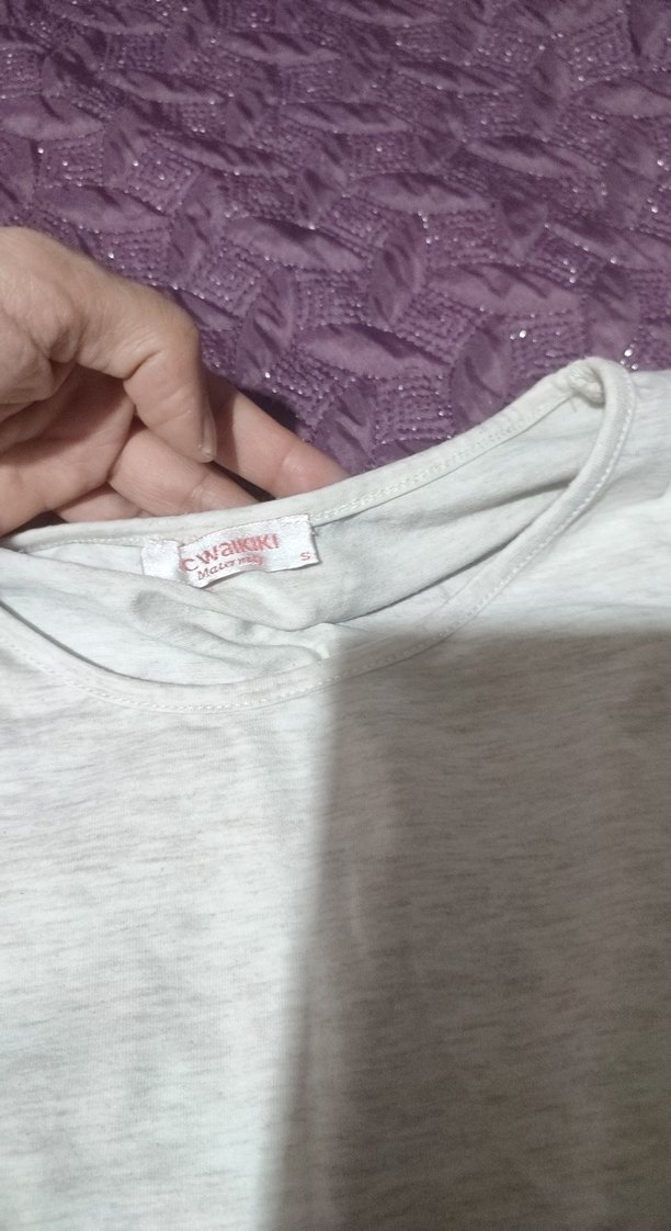 Gri Baskılı Kısa Kollu Hamile Bluzu - Görsel 2