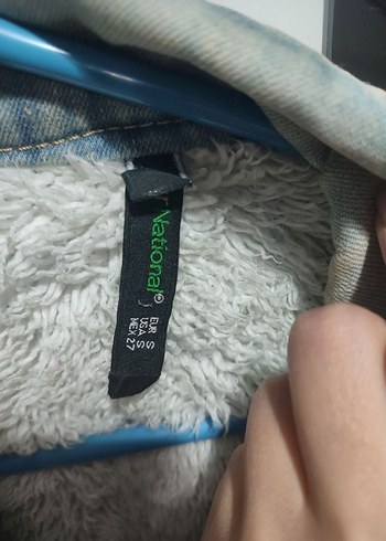 Düğmeli Yırtık Detaylı Uzun Denim Ceket - Görsel 4