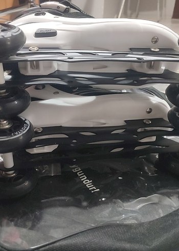 Sportaj Siyah-Yeşil LED Işıklı Inline Paten - Görsel 4