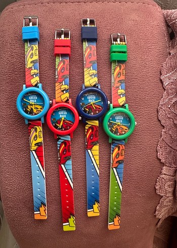 Çocuklar için Renkli Baskılı Plastik Saatler - Görsel 3