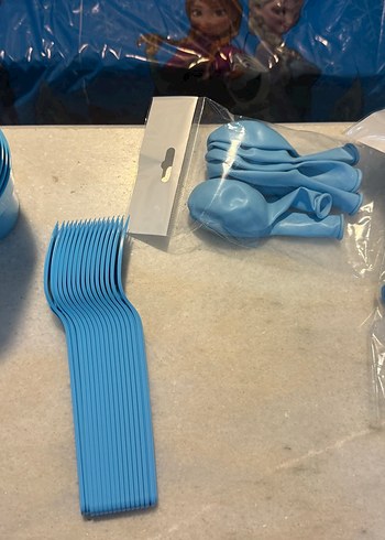 Beden Renk Mavi Frozen Temalı Parti Süsleri