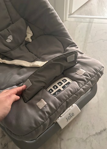 Joie Dreamer Gri Bebek Ana Kucağı - Görsel 3