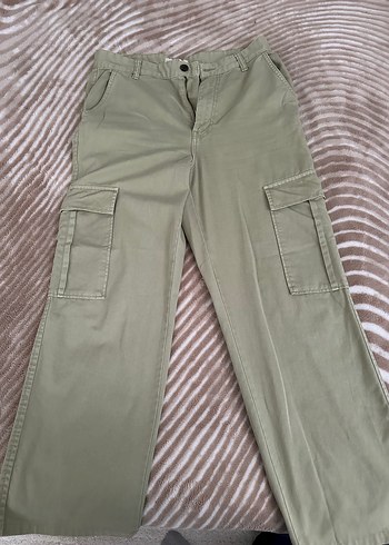 Stradivarius Kadın Kargo Pantolon - Görsel 2