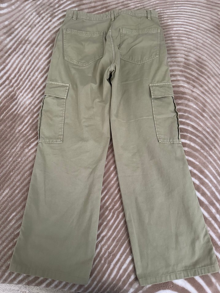 Stradivarius Kadın Kargo Pantolon - Görsel 3