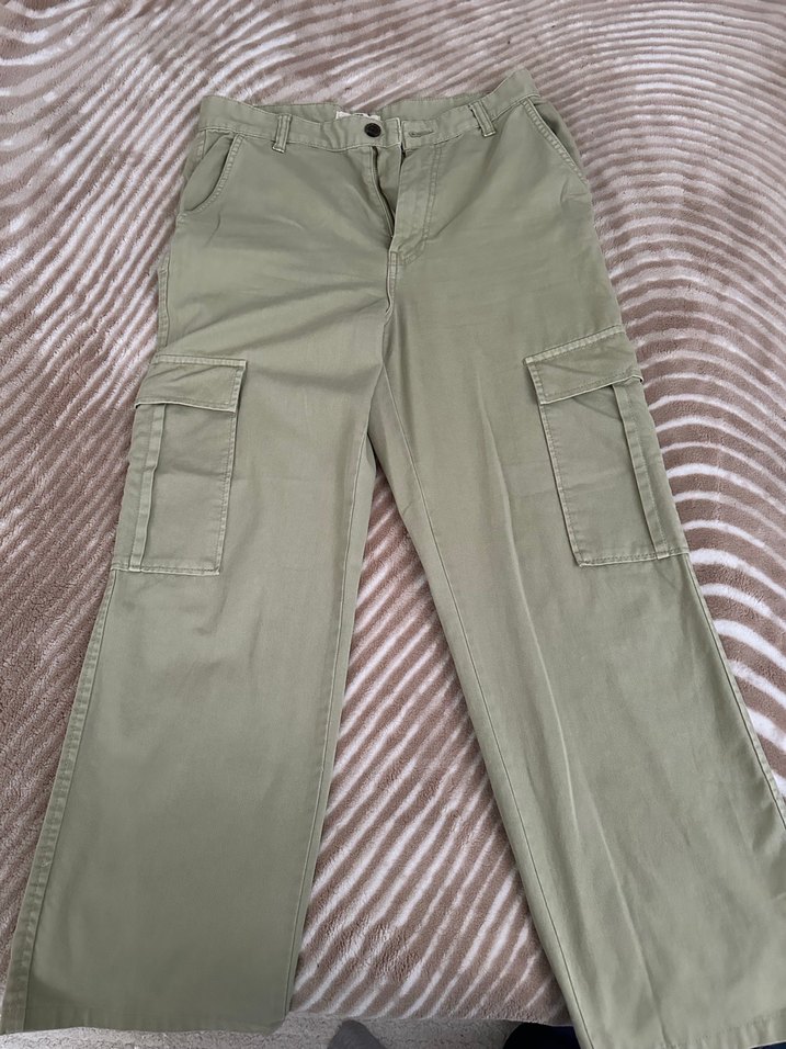 Stradivarius Kadın Kargo Pantolon - Görsel 2