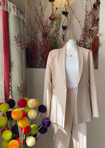 Bej Kadın Uzun Kesim Düğmeli Blazer Ceket