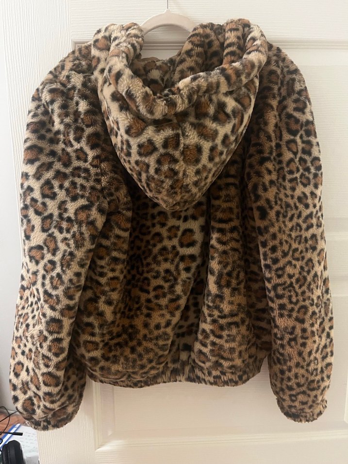 Koton Kapüşonlu Leopar Peluş Ceket - Görsel 5