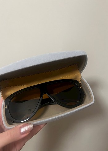Tom Ford Muadili Güneş gözlüğü - Görsel 2