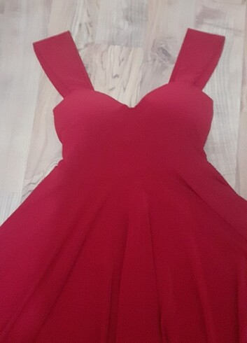 Assso kırmızı elbise