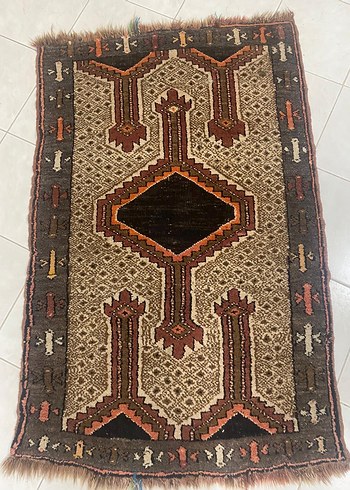 Kahverengi Desenli Geleneksel Halı - Görsel 3