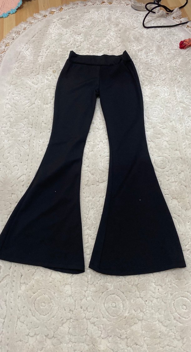 Siyah Kadın Rahat Kumaş Pantolon - Görsel 3