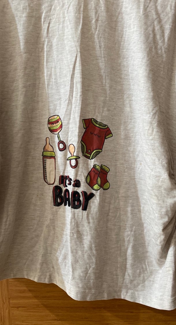 Gri Bebek Baskılı Hamile Bluzu - Görsel 2