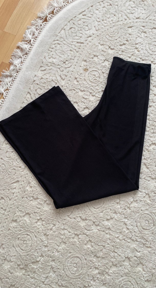 Siyah Bol Kesim Kadın Kumaş Pantolon - Görsel 4