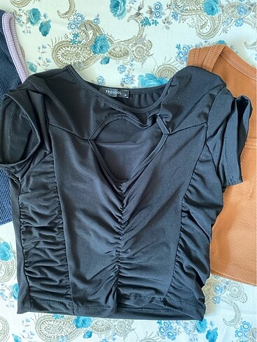 m Beden Trendyolmilla crop