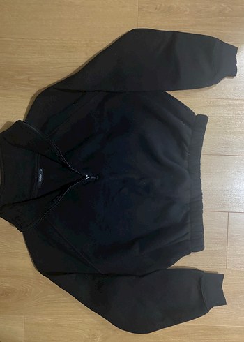 Siyah Yarım Fermuarlı Yakalı Sweatshirt