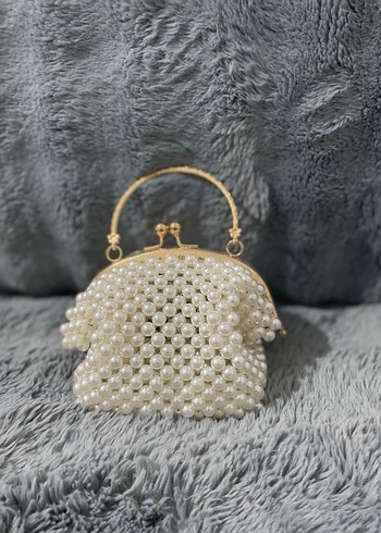 Boncuk İşlemeli Beyaz Kadın Çantası - Görsel 4