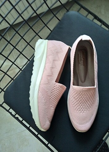 Kadın skechers