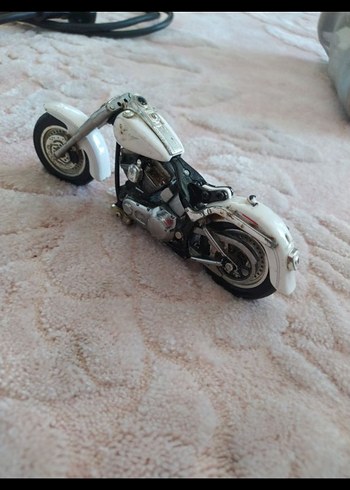 Ağır metal Beyaz Motosiklet - Görsel 2