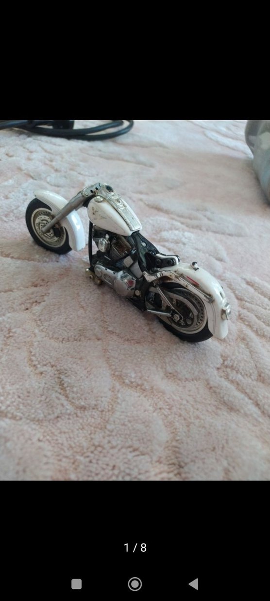 Ağır metal Beyaz Motosiklet - Görsel 2