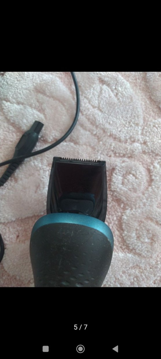 Philips Gri ve Turkuaz Şarjlı Tıraş Makinesi - Görsel 3