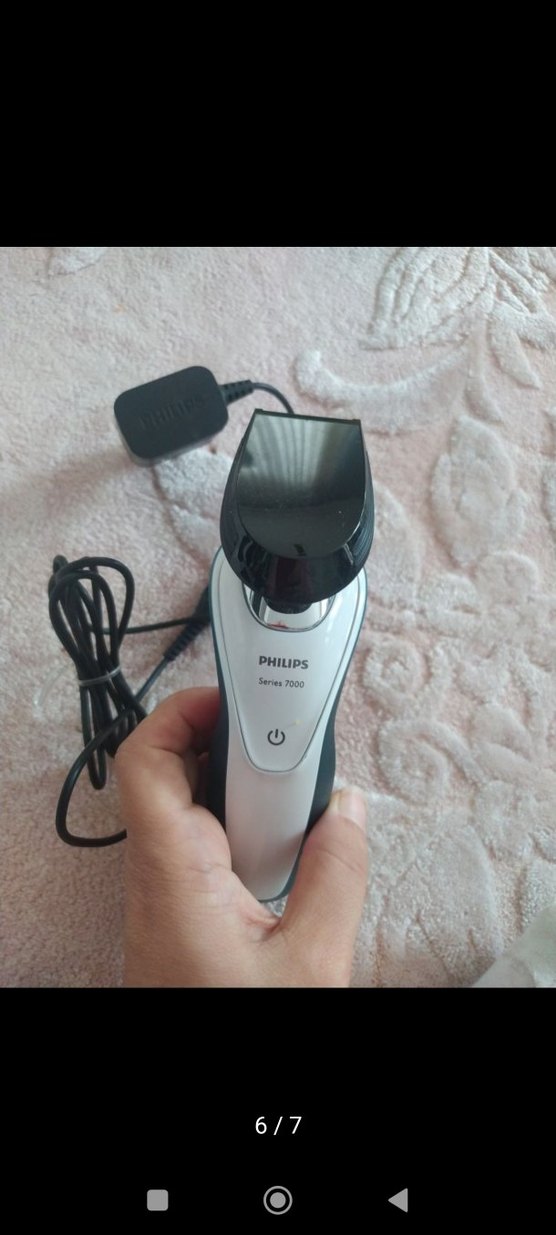 Philips Gri ve Turkuaz Şarjlı Tıraş Makinesi - Görsel 4