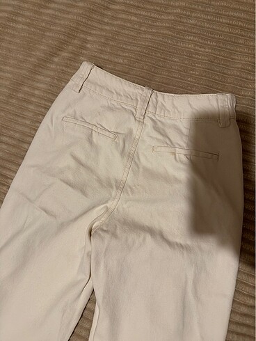 xs Beden beyaz Renk BERSHKA kot pantolon