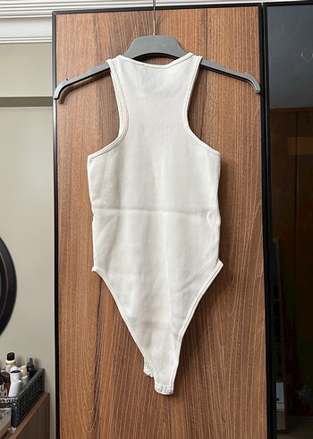 Zara Beyaz çıtçıtlı body
