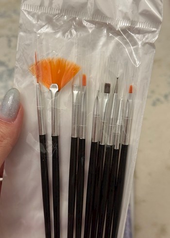 Real Techniques Nail art fırçaları