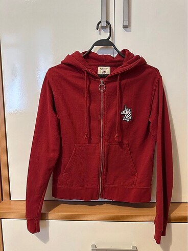 Pull and bear sweat
