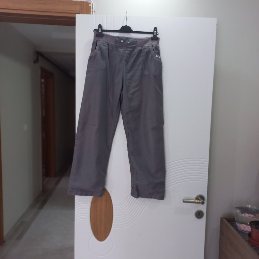 Gri Kapüşonlu Fermuarlı Kadın Ceket - Görsel 3