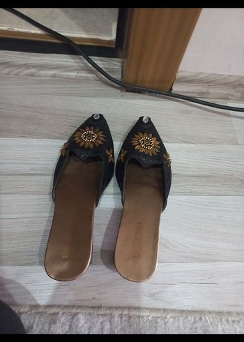 Boncuk İşlemeli Siyah Vintage Stiletto Terlik - Görsel 2