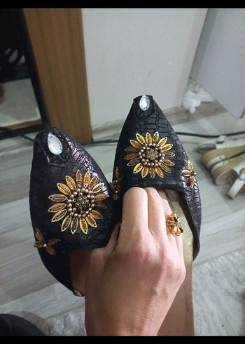 Boncuk İşlemeli Siyah Vintage Stiletto Terlik - Görsel 4