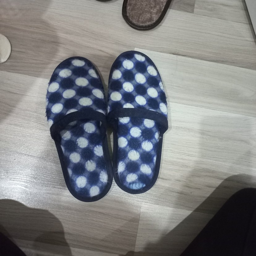 Mavi beyaz puantiyeli Kadın Ev Terliği - Görsel 2