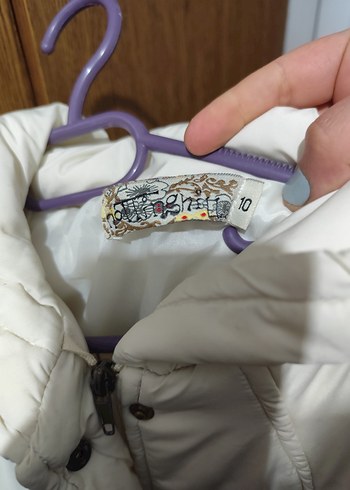 Düğmeli Beyaz Kız çocuk Kışlık Mont - Görsel 5