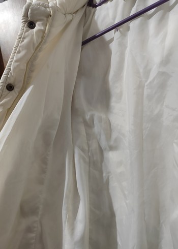 Düğmeli Beyaz Kız çocuk Kışlık Mont - Görsel 3