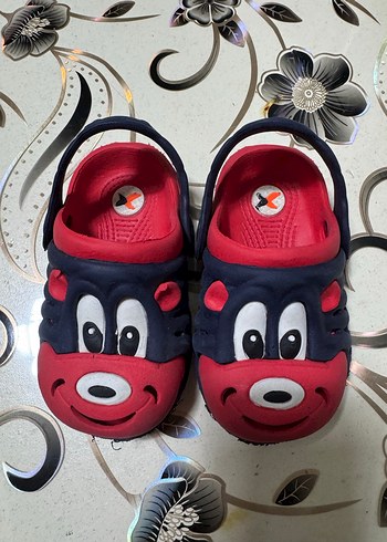 Renkli Baskılı Çocuk Terliği Tokalı - Görsel 2