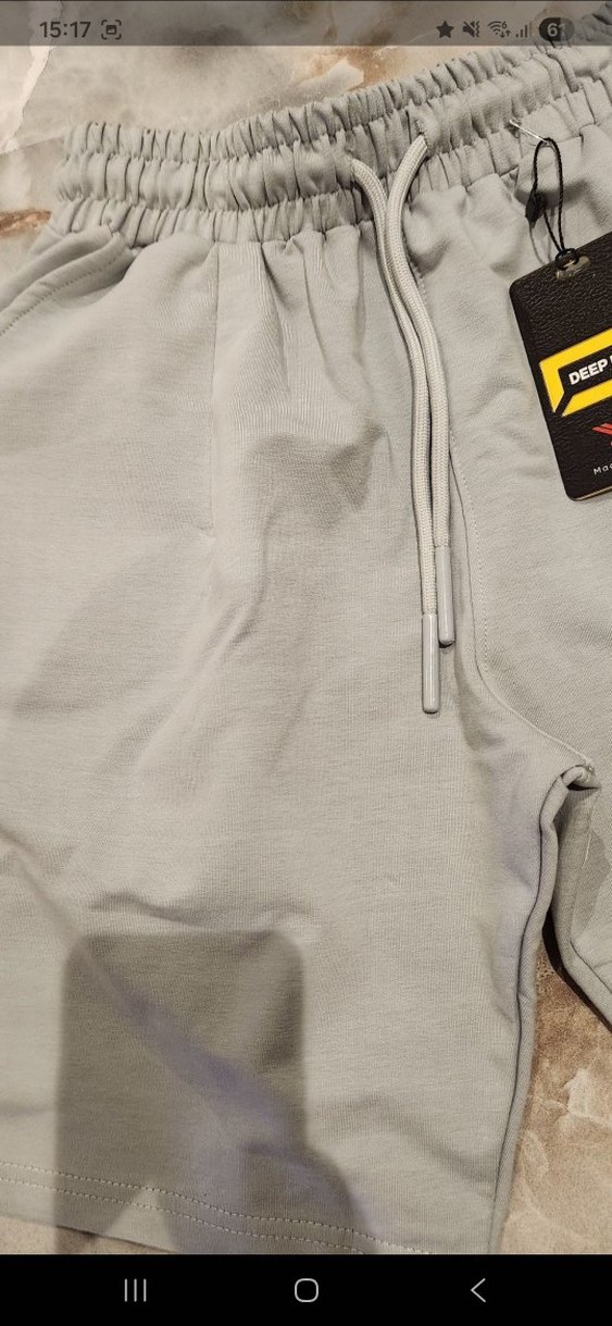 Etiketli Şort - Görsel 2