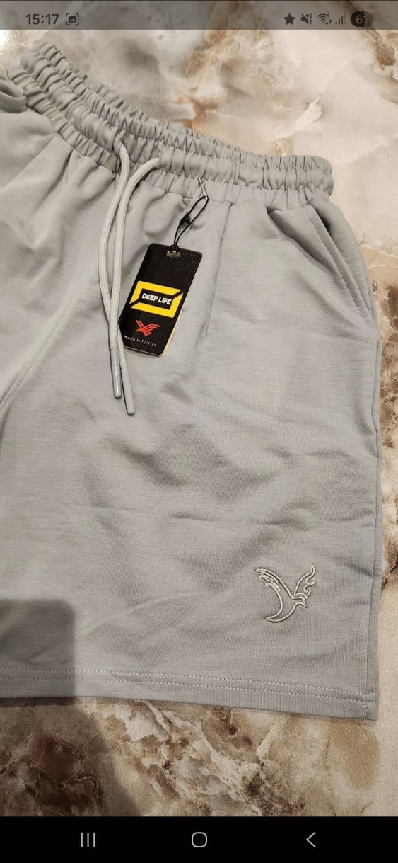 Etiketli Şort - Görsel 3