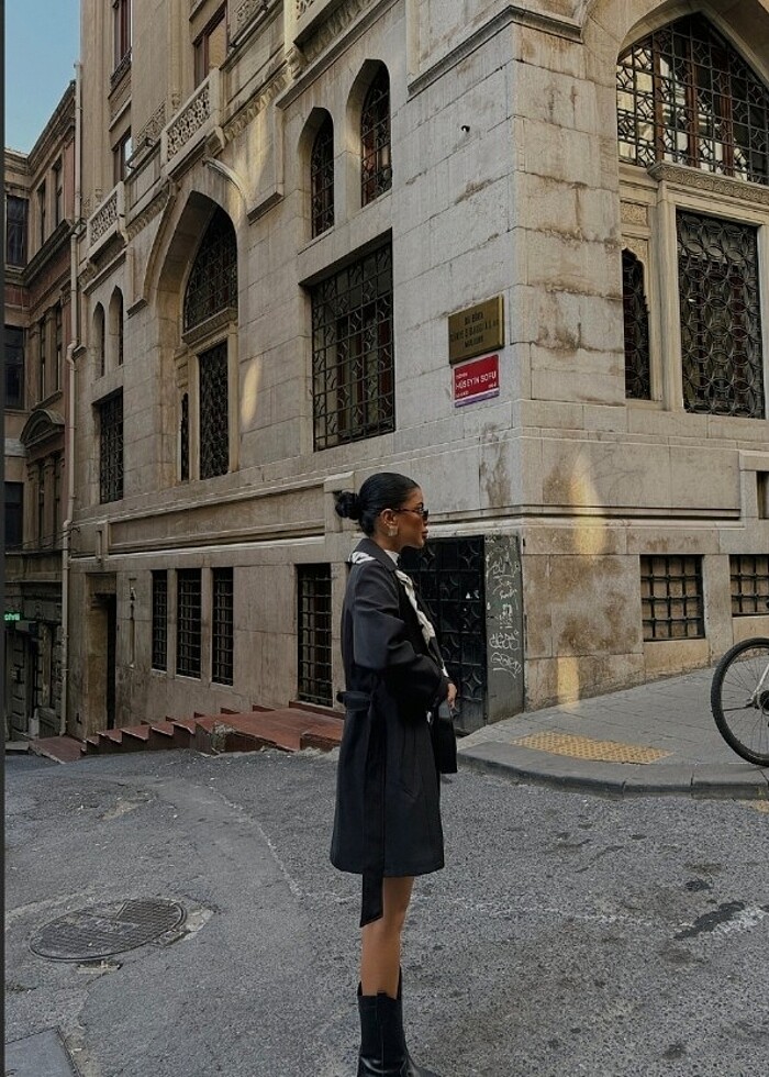 SİYAH KISA TRENÇKOT - Görsel 3