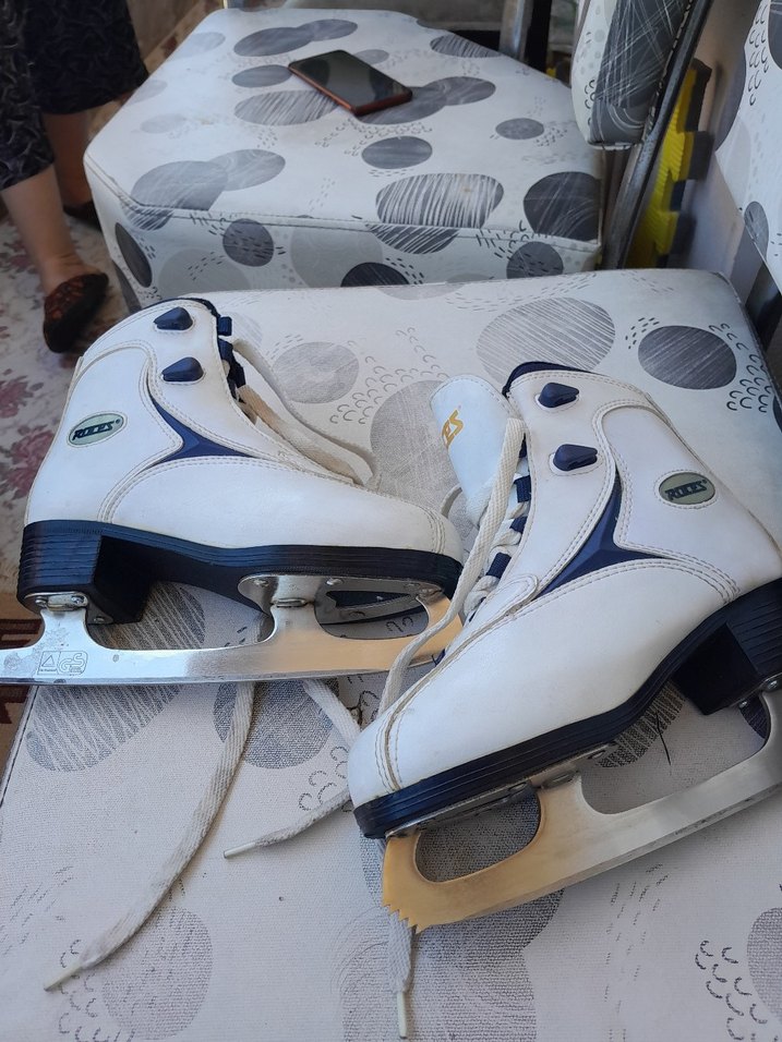 Beyaz Bağcıklı Stiletto Topuklu Spor Ayakkabı - Görsel 2