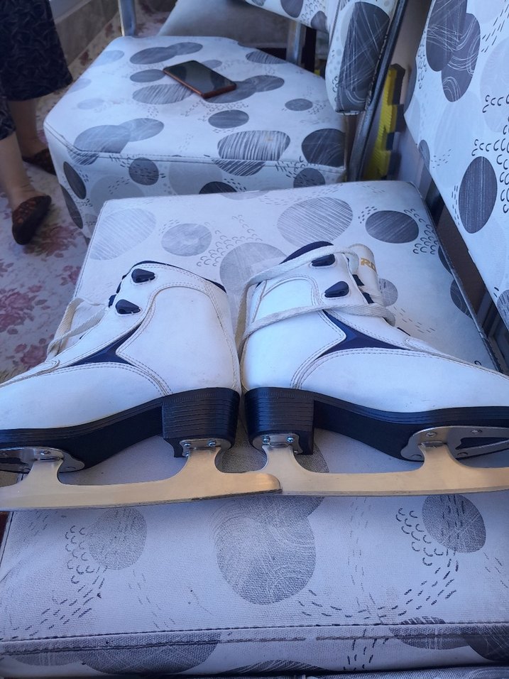 Beyaz Bağcıklı Stiletto Topuklu Spor Ayakkabı - Görsel 3