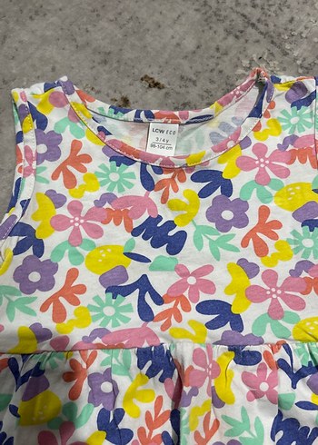 Çiçek Desenli Kolsuz Renkli Kız Elbisesi - Görsel 2