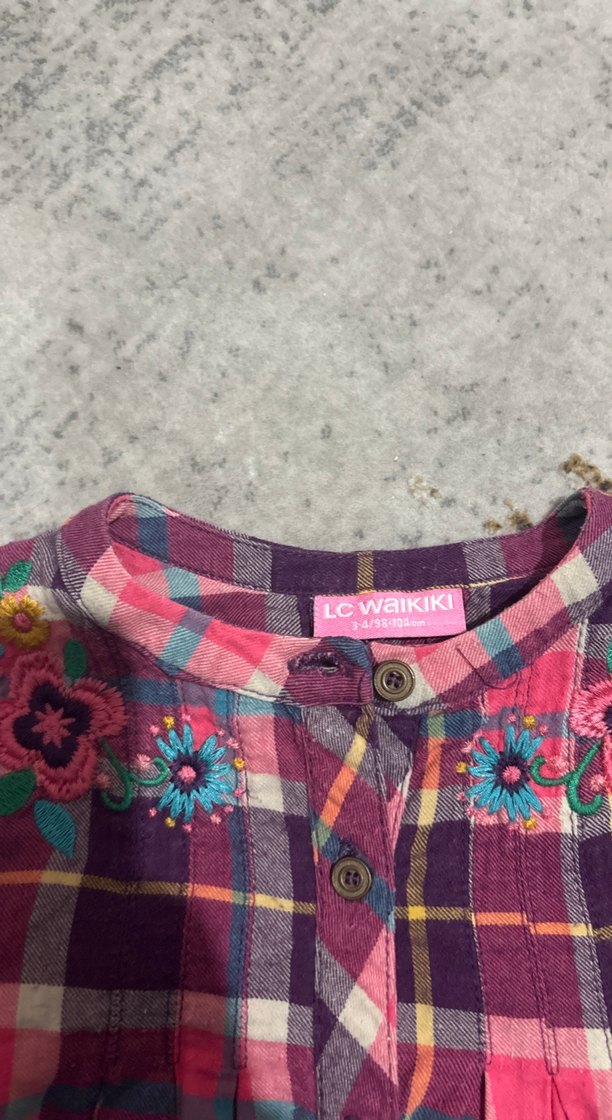 Uzun Kollu Düğmeli Renkli Kız Gömleği - Görsel 2