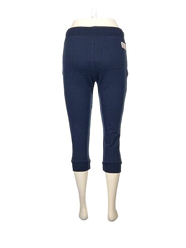 m Beden PreLoved Bermuda / Kapri %70 İndirimli.