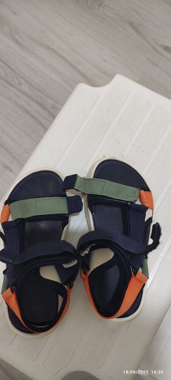 Lcw  Erkek Çocuk Çok Renkli Cırt Cırtlı Sandalet - Görsel 2