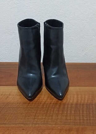 Siyah bootie