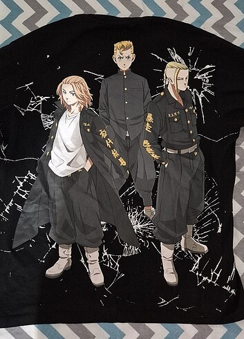 Tokyo Revengers Baskılı Bershka marka tişört