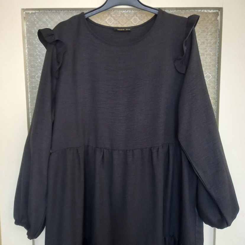 Uzun Kollu Siyah Keten Fırfırlı Elbise - Görsel 3