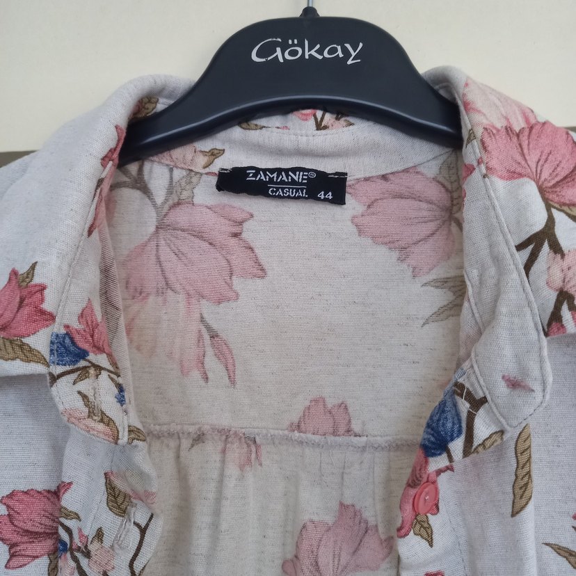 Pembe Çiçek Desenli Bol Kesim Uzun gomlek - Görsel 3