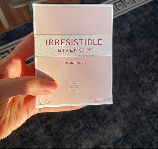 Givenchy İrresistible